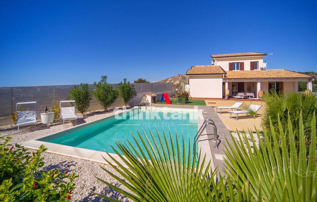 Villa in affitto a Realmonte