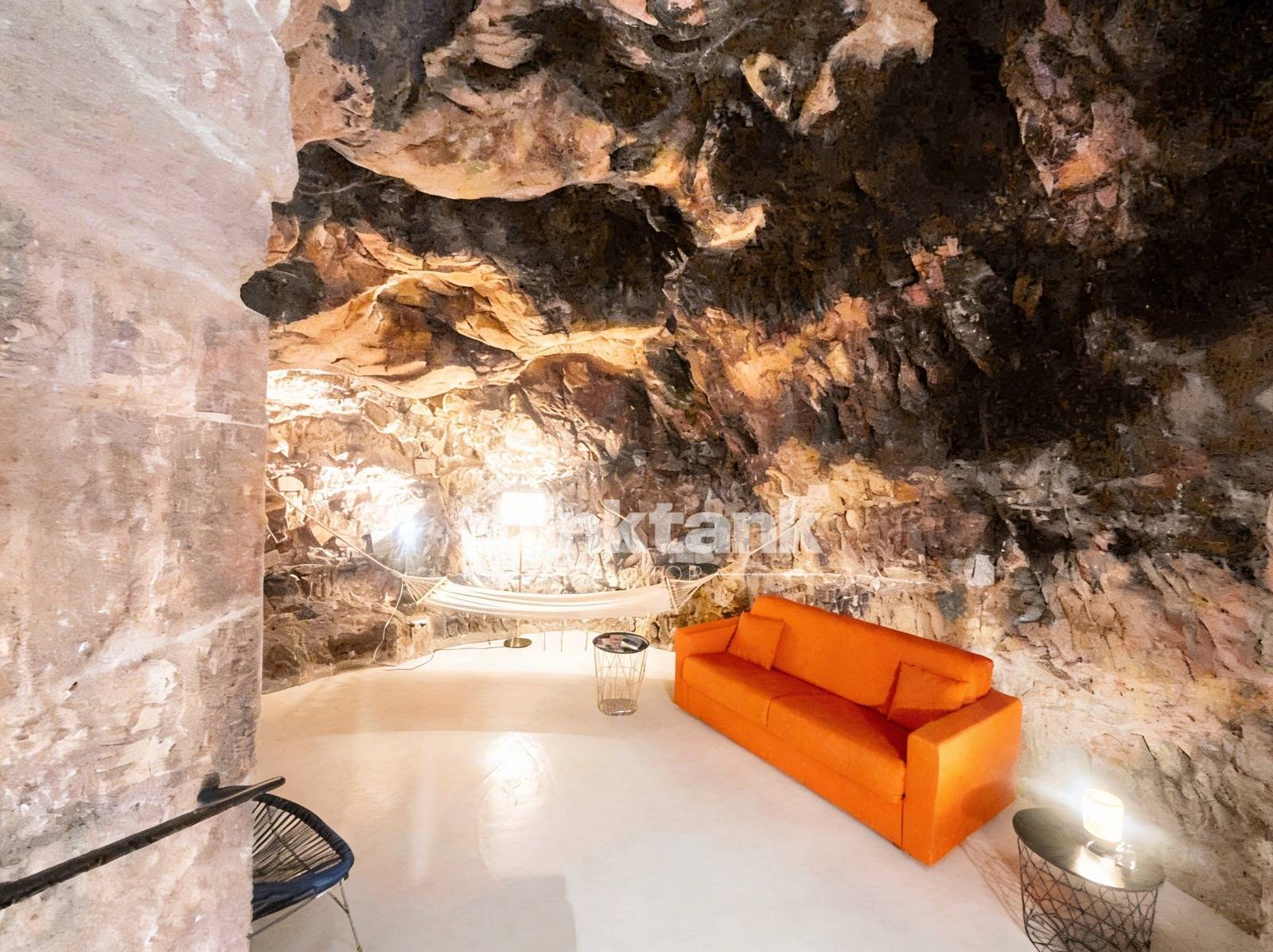 Casa indipendente in vendita a Modica, Modica Bassa