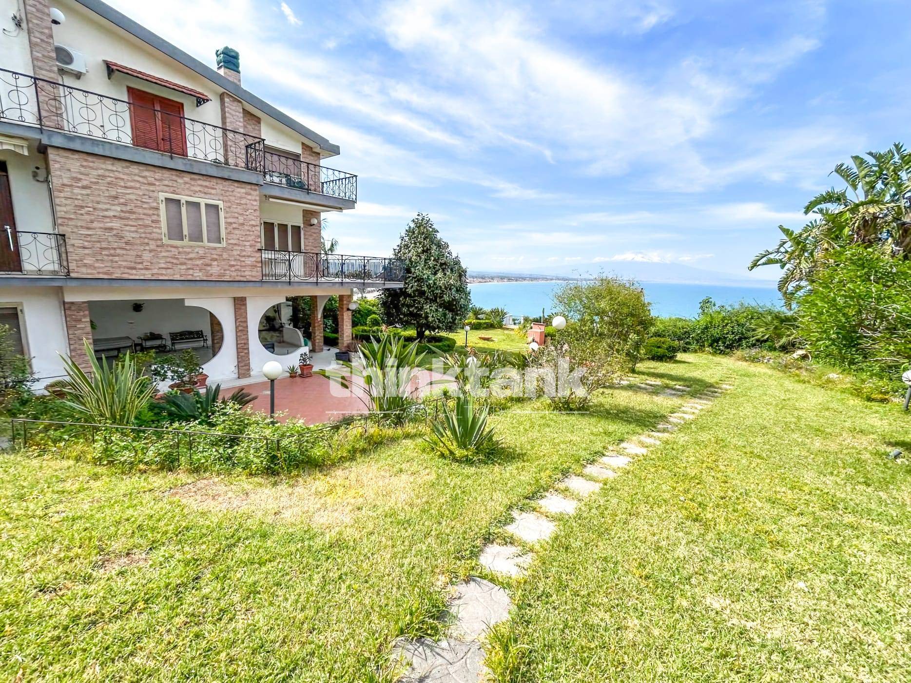 Porzione villa in vendita a Augusta