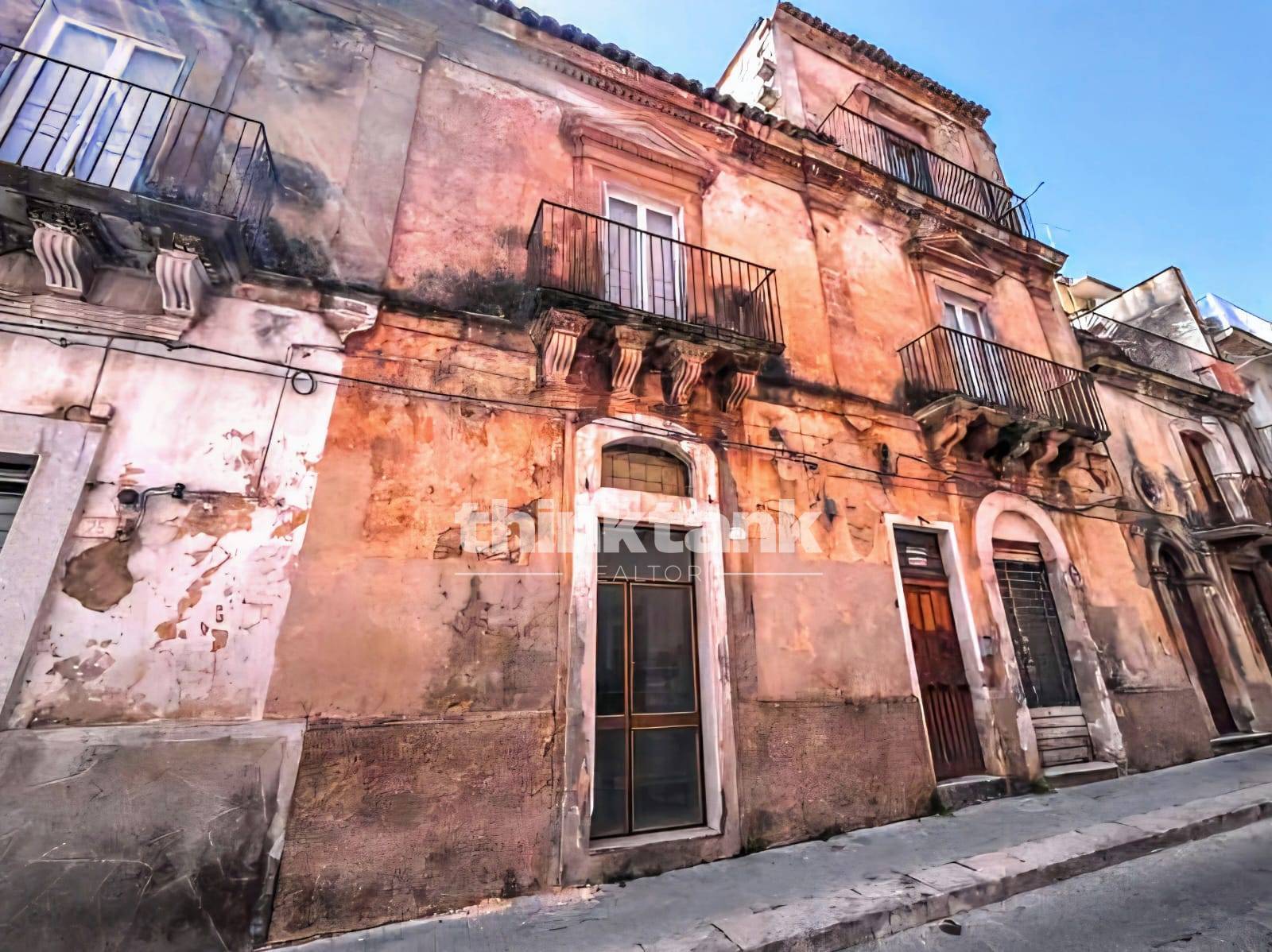 Casa singola in vendita a Ragusa, Centro