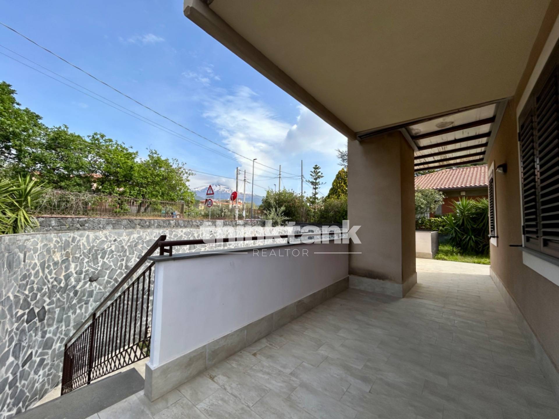 Villa bifamiliare in vendita a Pedara