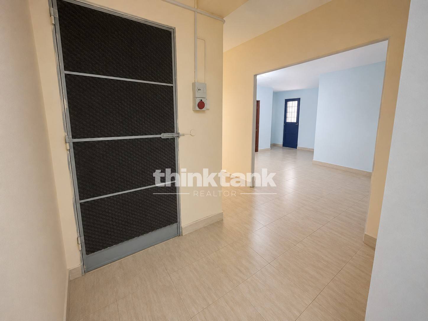 Magazzino in vendita a Sant'Agata li Battiati