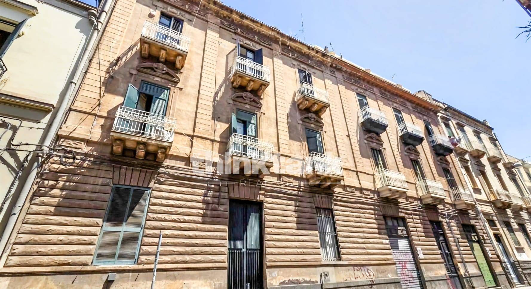 Appartamento in vendita a Catania, Villa Bellini