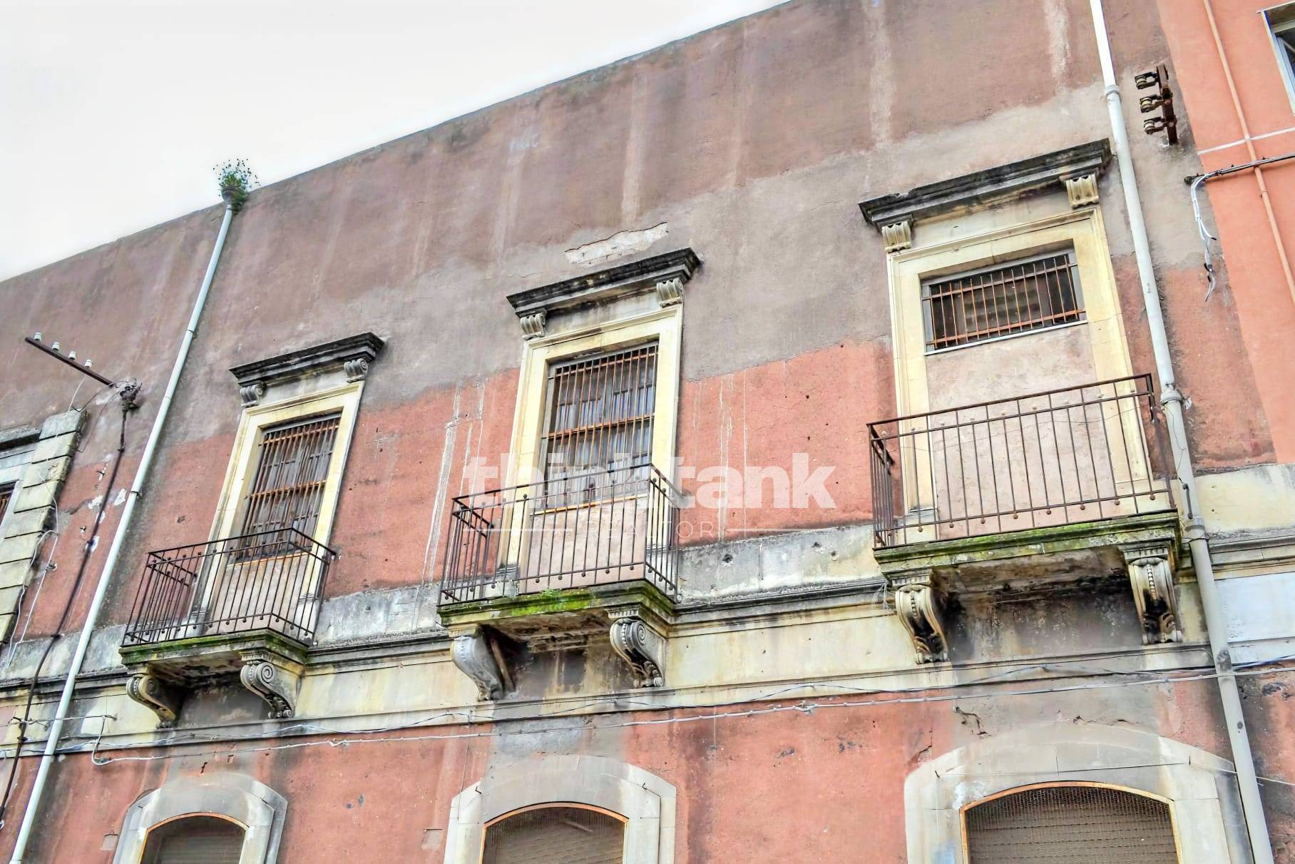 Stabile / Palazzo in vendita a Catania, Centro Storico,Garibaldi,Vittorio Emanuele
