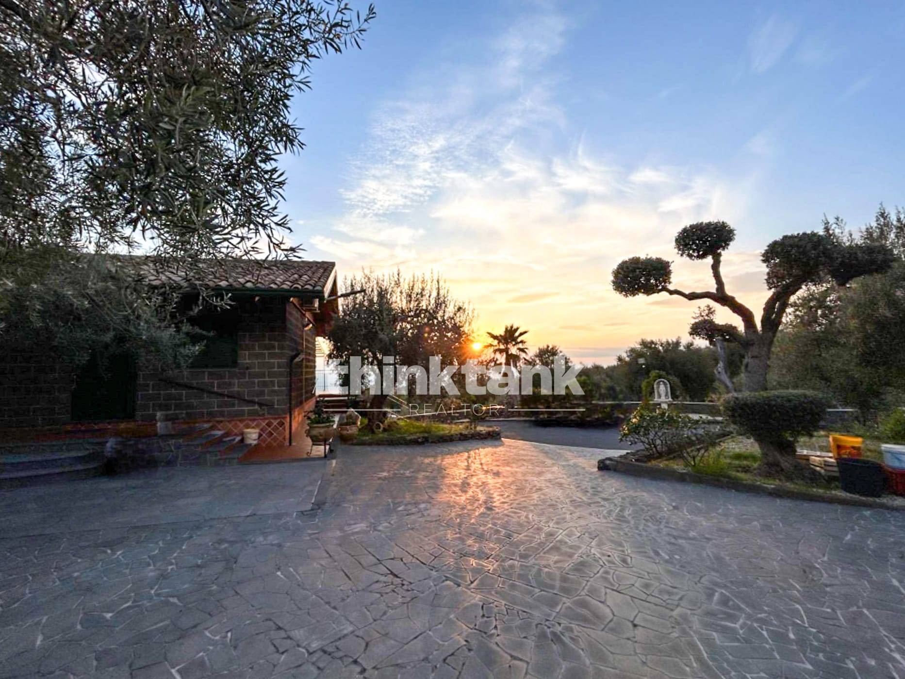 Villa in affitto a Santa Maria di Licodia