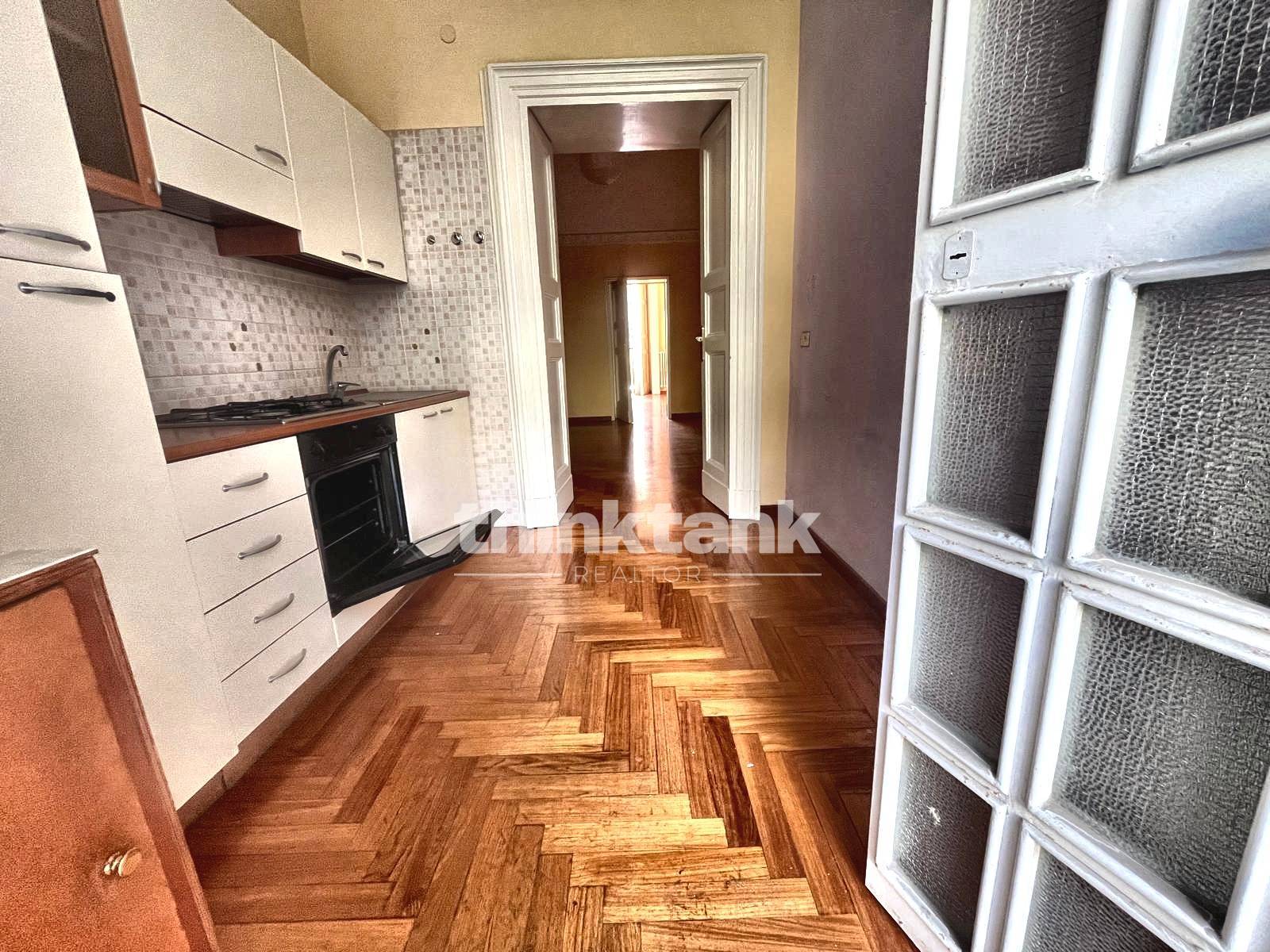 Appartamento in vendita a Catania, Zona centro