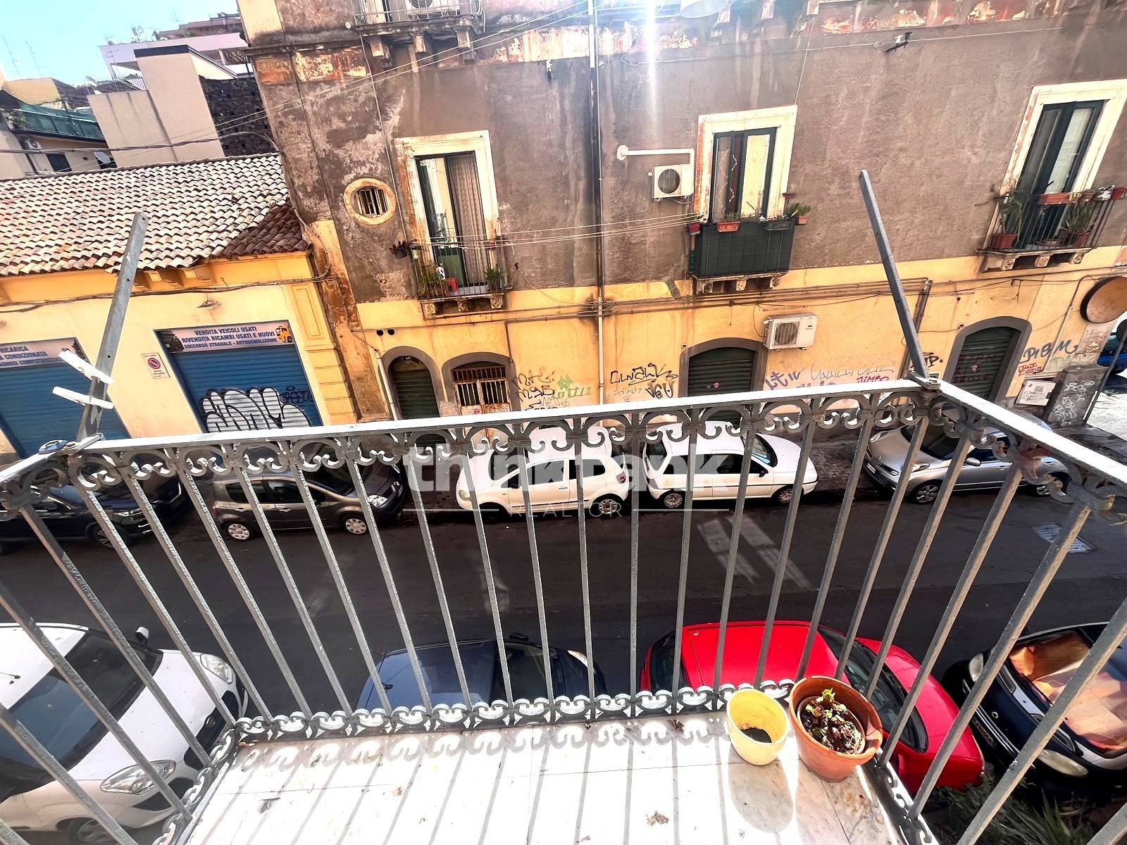 Appartamento in vendita a Catania, Zona centro
