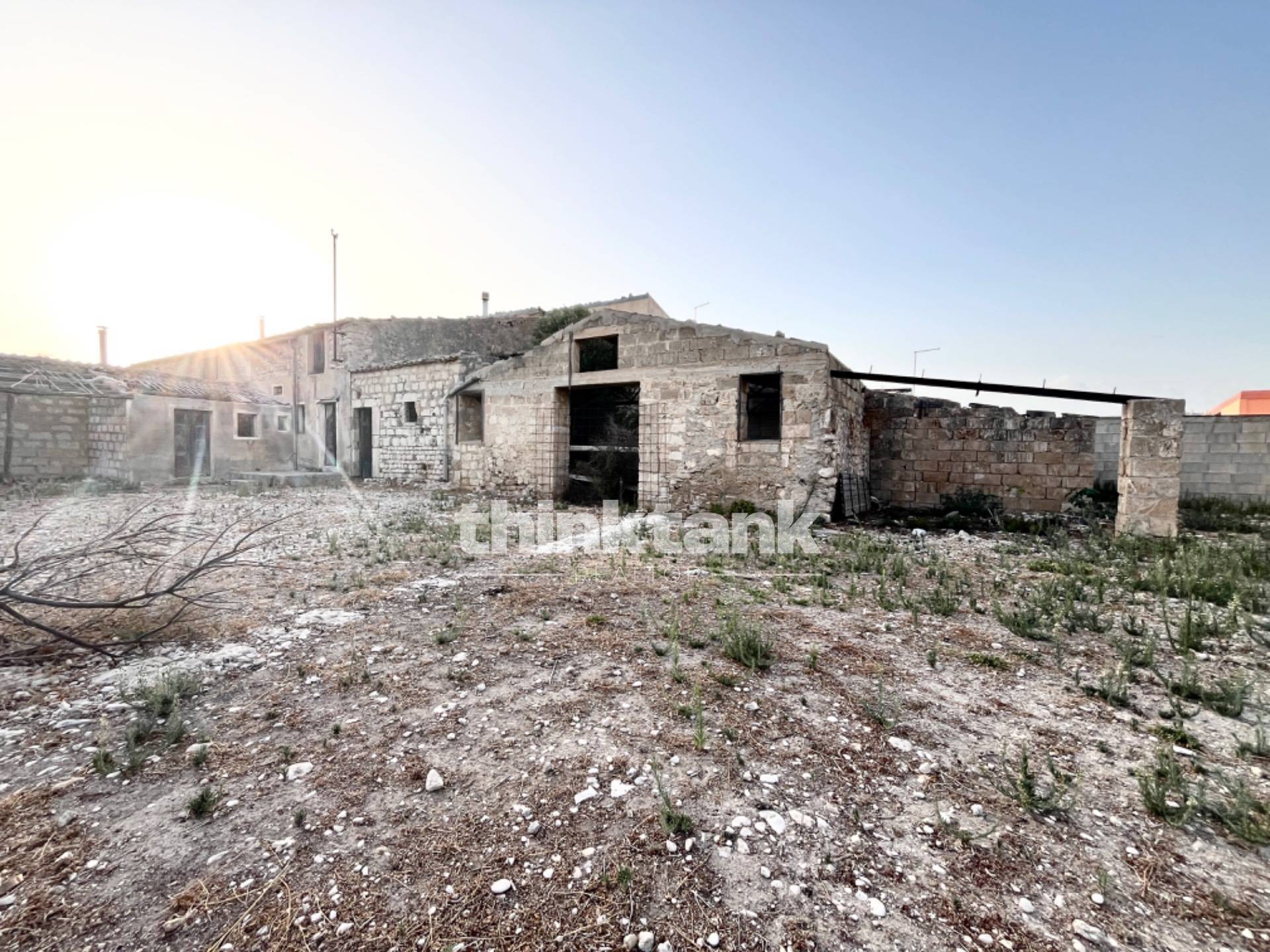 Rustico/Casale/Corte in vendita a Ragusa, Marina di Ragusa