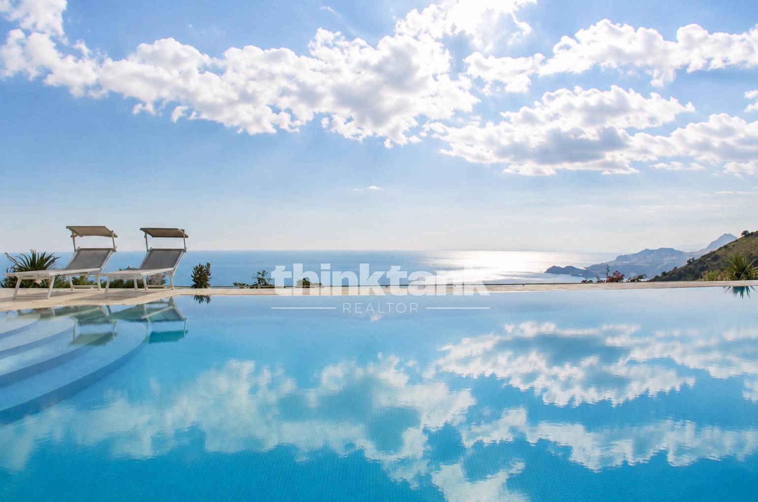 Villa in vendita a Letojanni