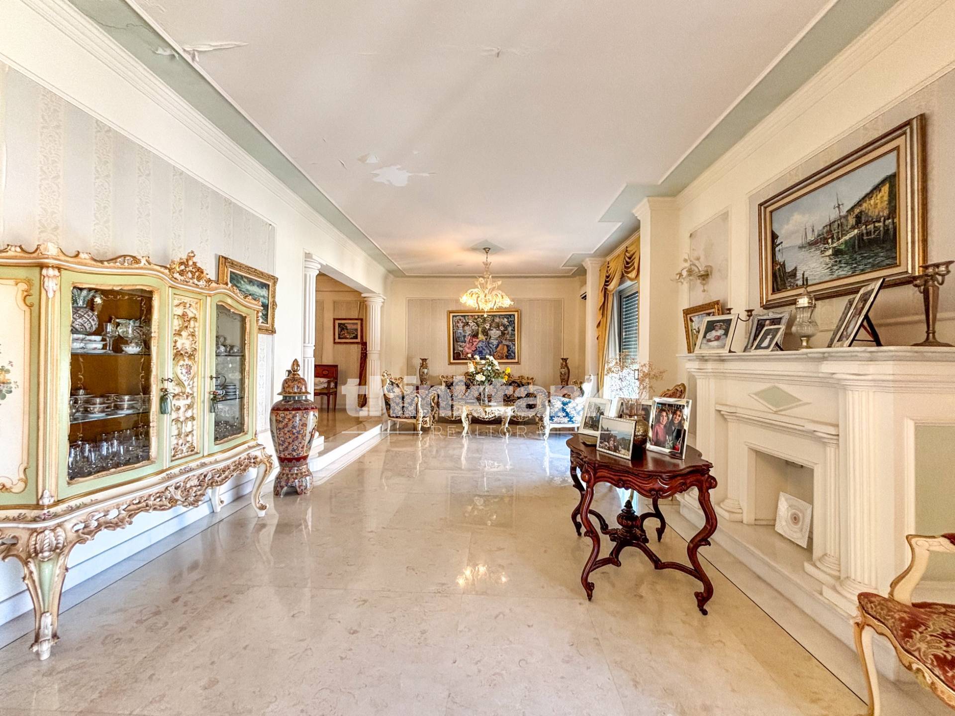 Palazzo in vendita a Canicattini Bagni