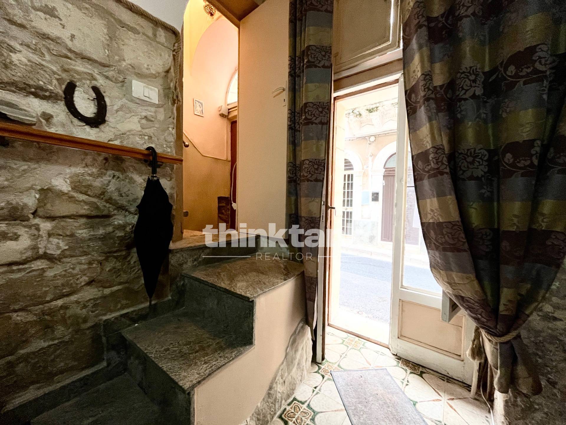 Appartamento indipendente in vendita a Ragusa, Ibla