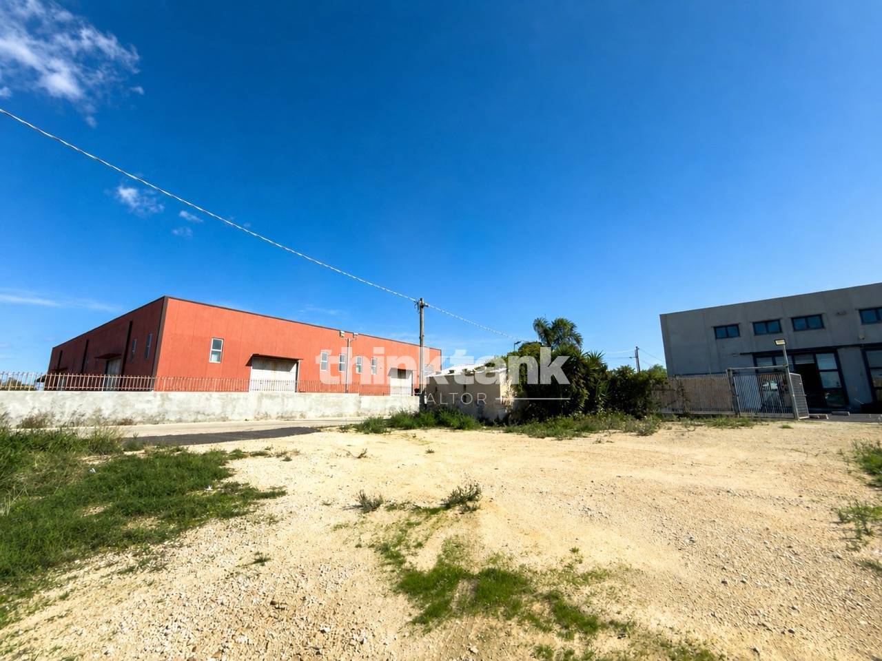 Locale commerciale in vendita a Siracusa