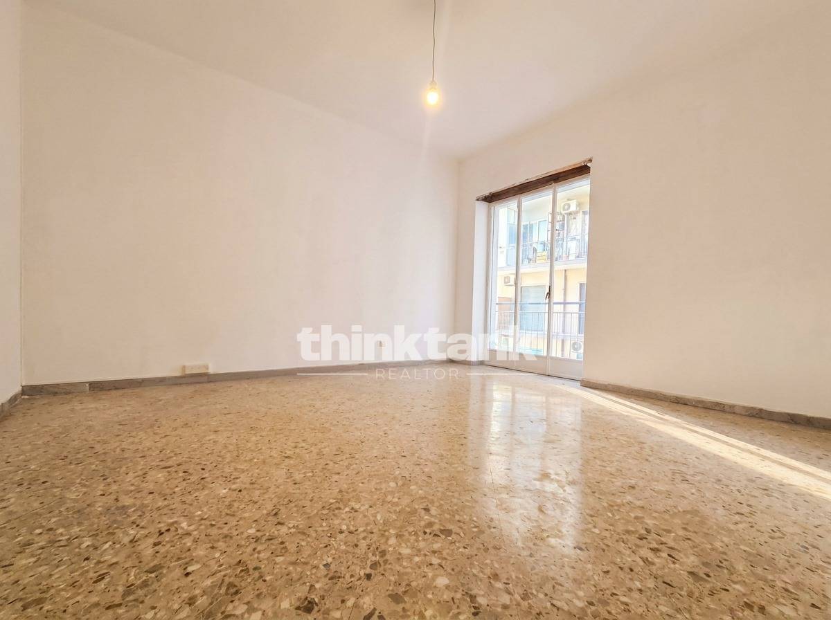 Appartamento in vendita a Catania, Viale M. Rapisardi - Lavaggi