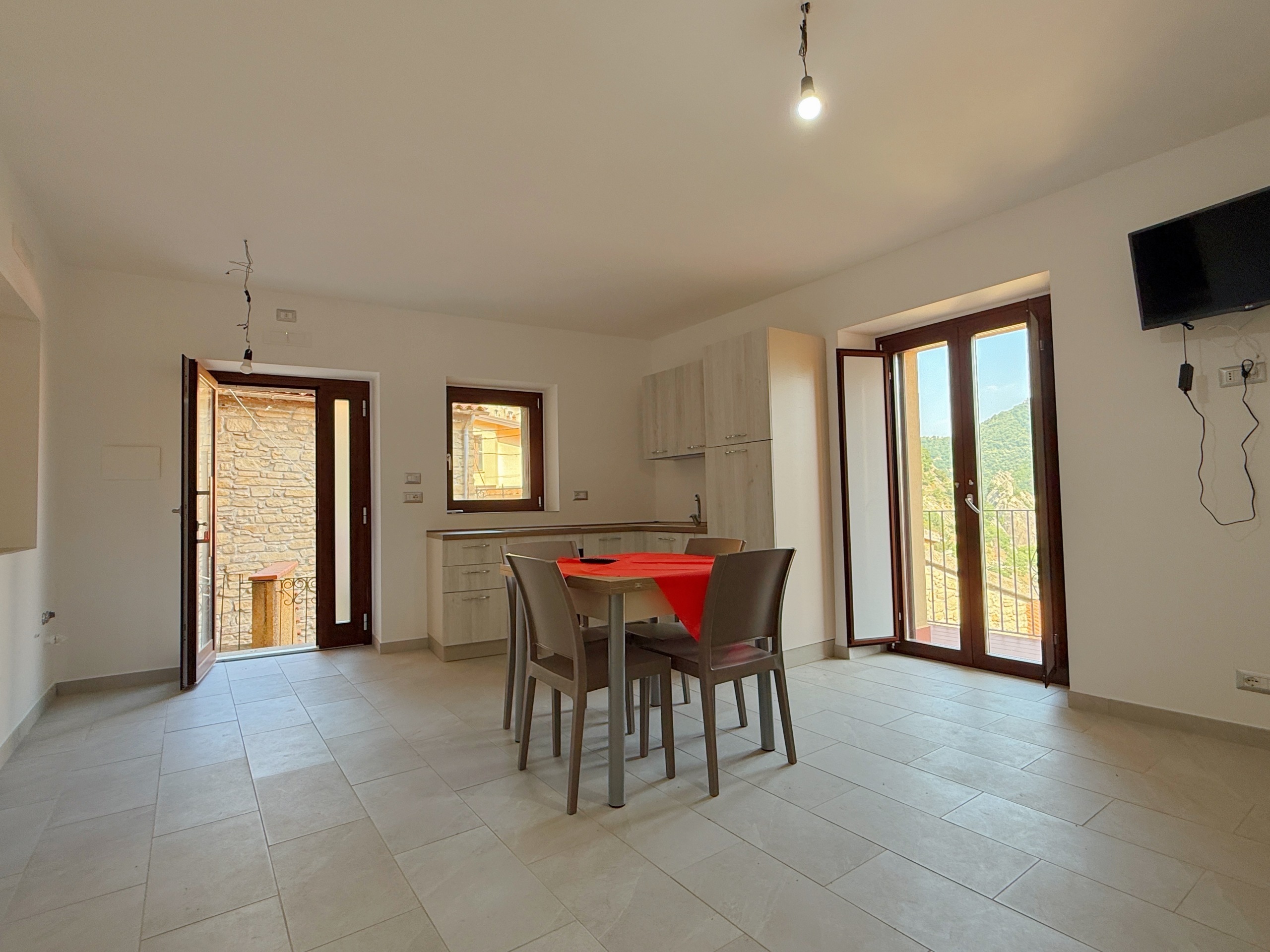 Bilocale ristrutturato in vico i ospizio, Castelmezzano