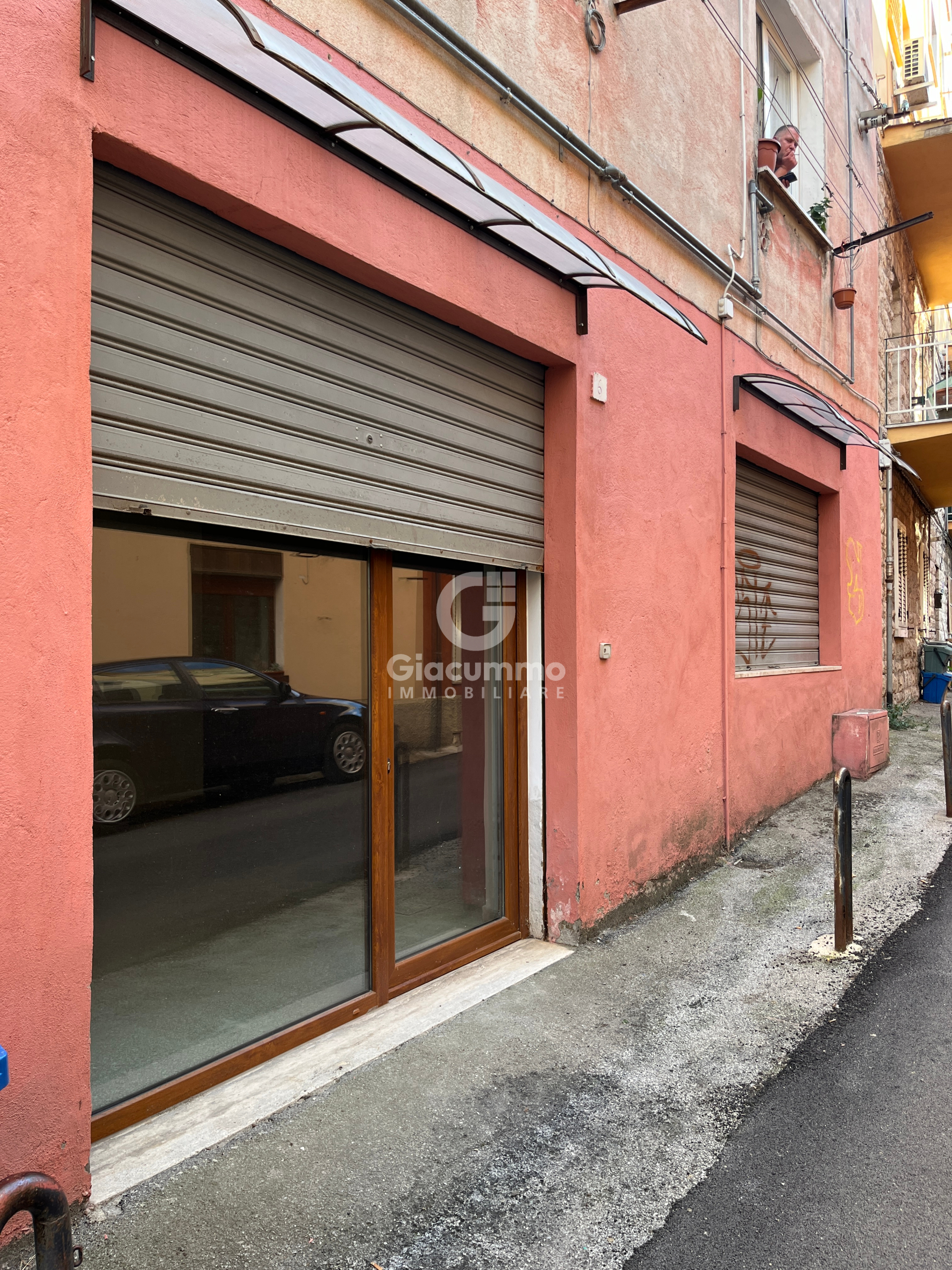 Locale commerciale in vendita in via carlo armellini 6, Potenza