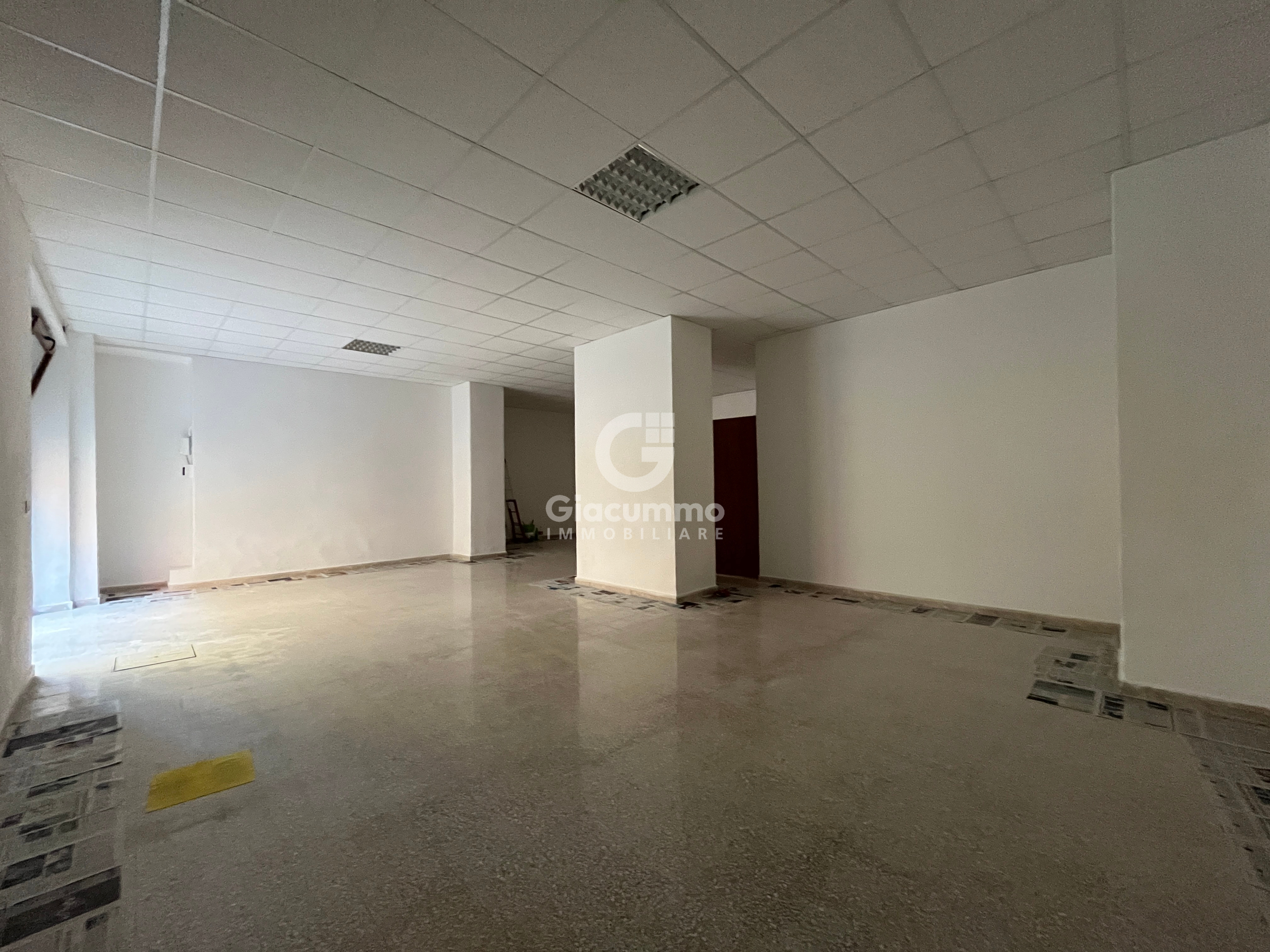 Locale commerciale in vendita in via carlo armellini 6, Potenza