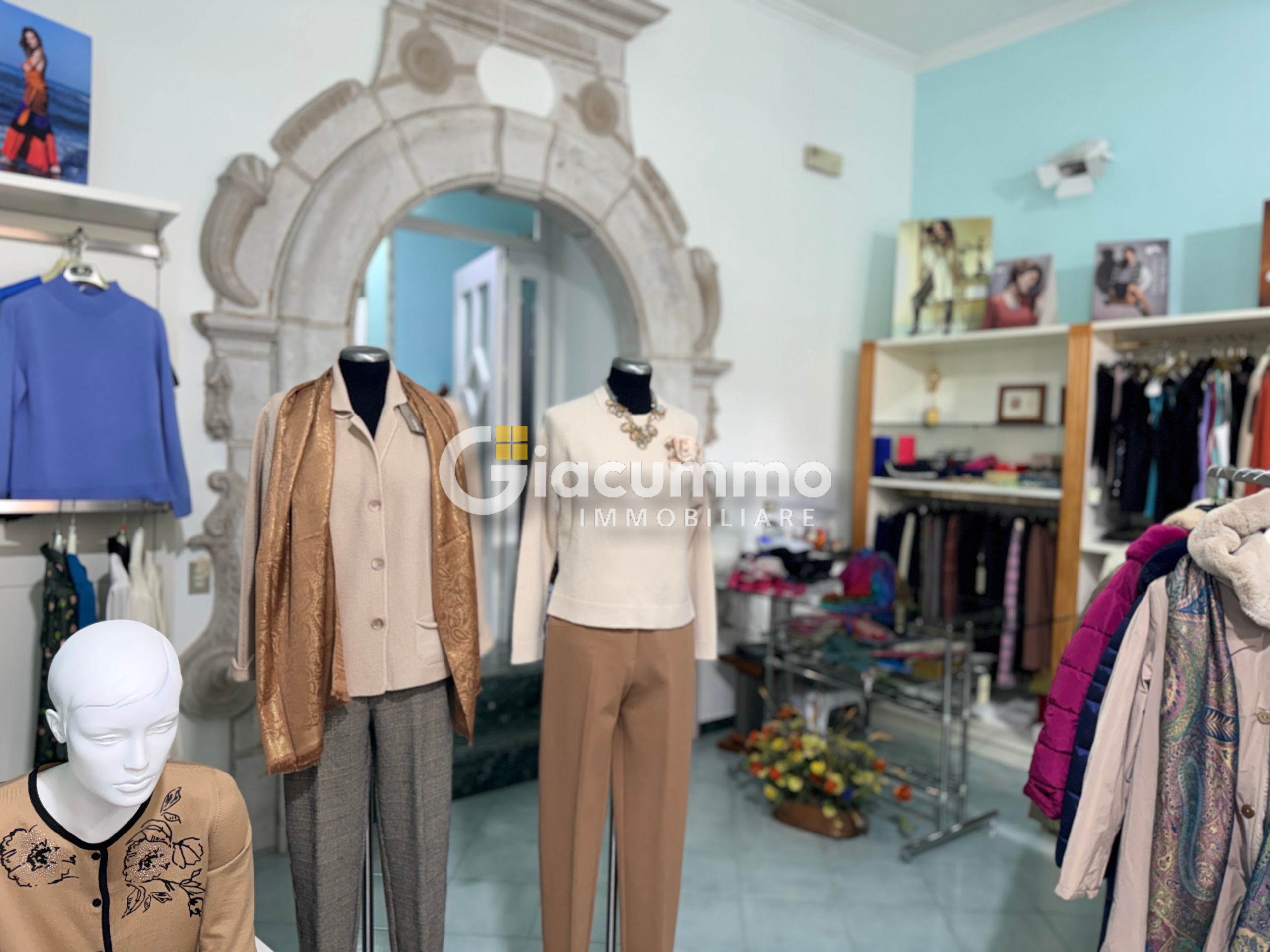 Locale commerciale in affitto in via pretoria 117, Potenza