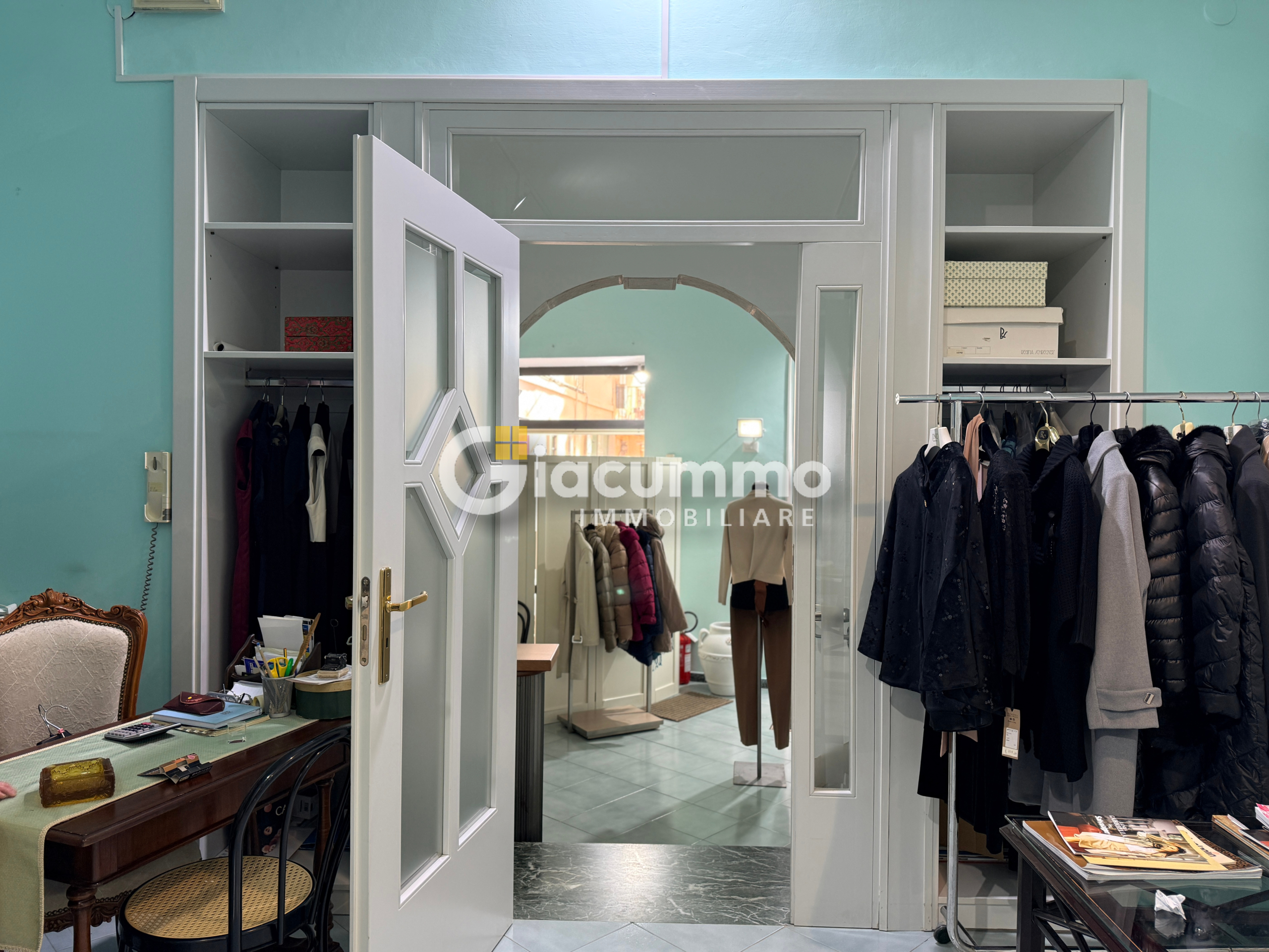 Locale commerciale in affitto in via pretoria 117, Potenza