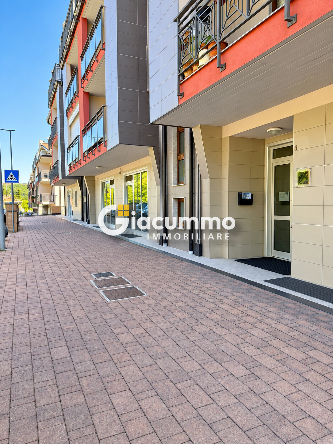 Appartamento con terrazzo in via anna maria ortese, Potenza