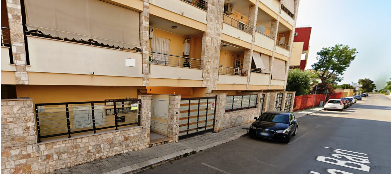 Posto auto coperto in vendita in via bari 98, Casamassima