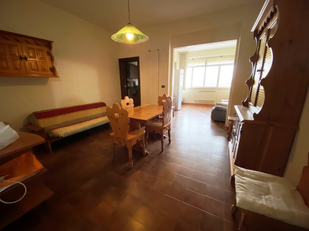 Trilocale da ristrutturare in via antonio gramsci 32, Turi