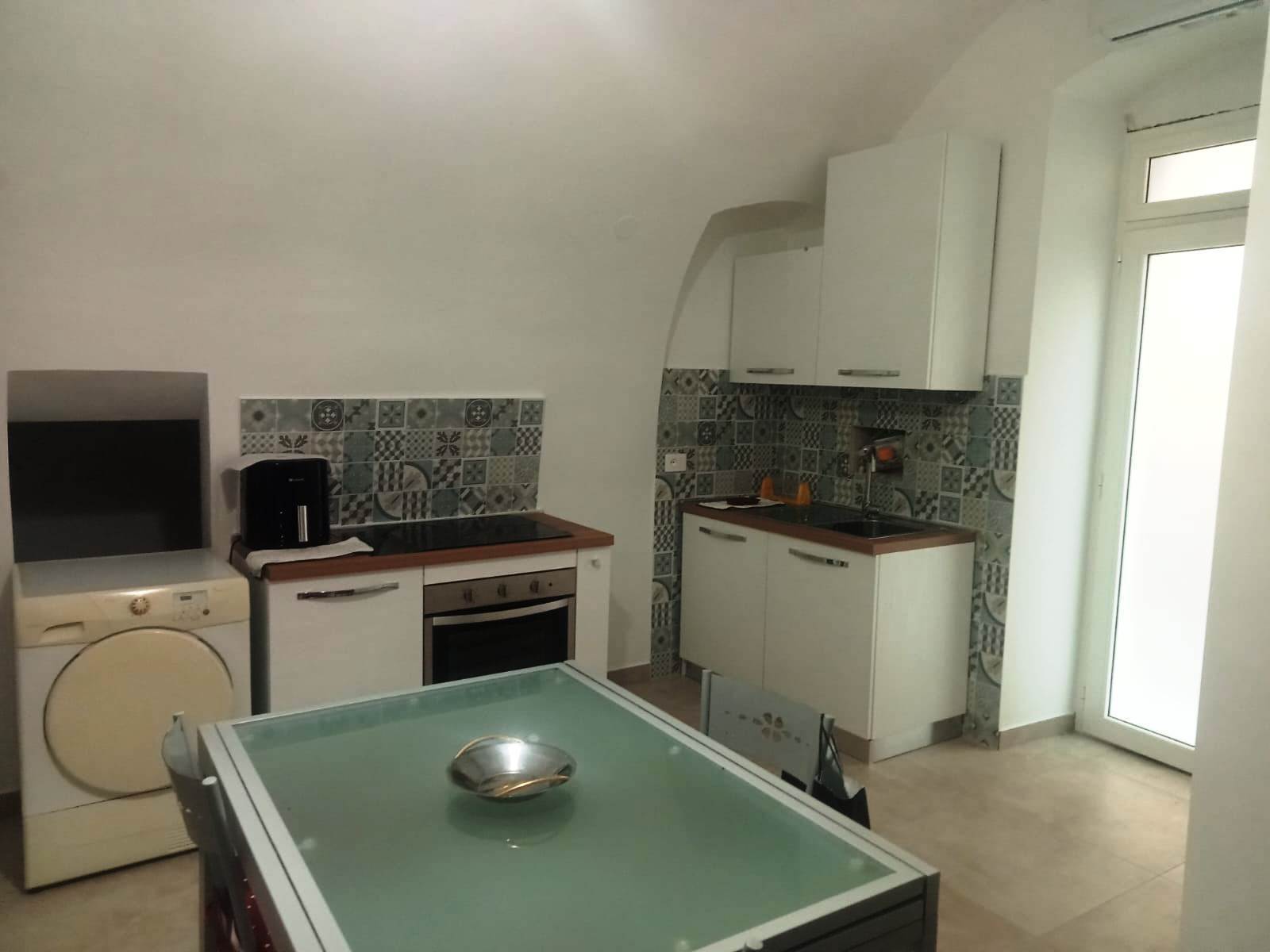 Bilocale in affitto in via perrilli, Casamassima