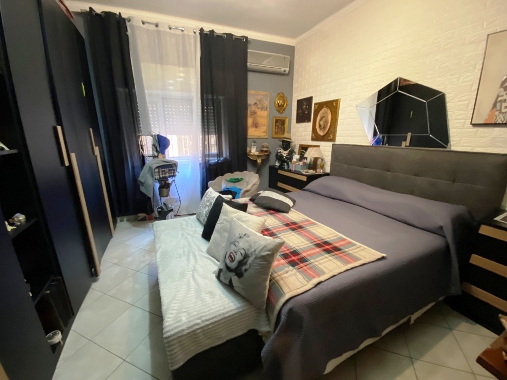 Trilocale da ristrutturare in via san procopio 5, Bari