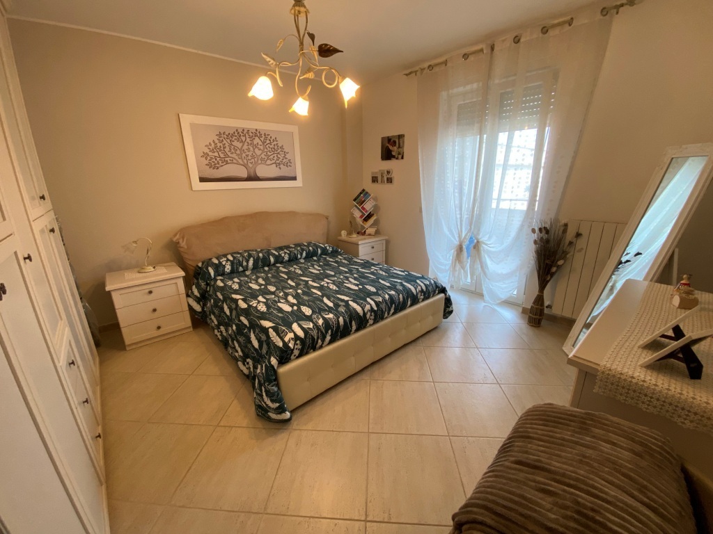 Trilocale in vendita in via a. manzoni 13a, Casamassima