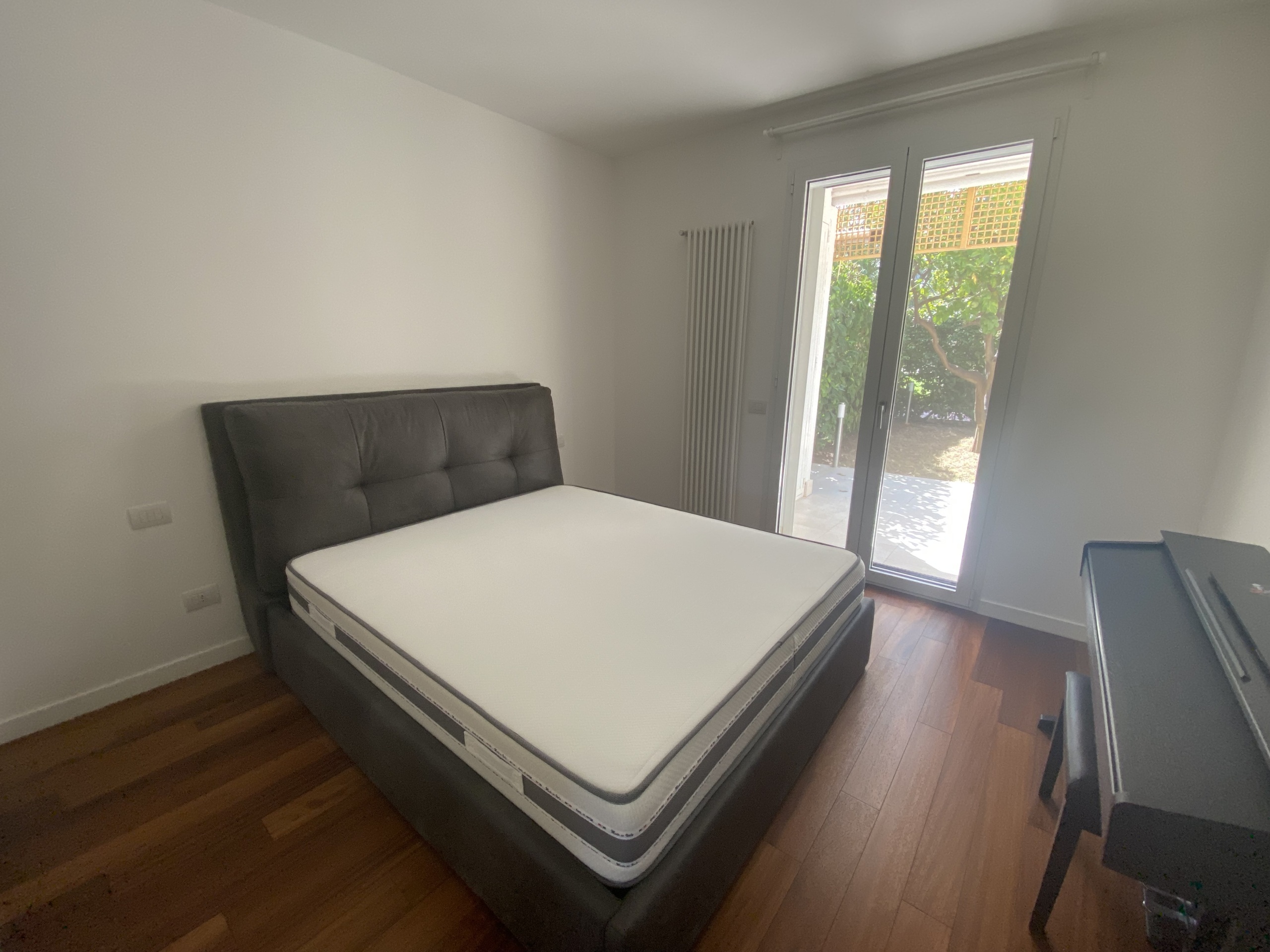 Villa con giardino in viale dei pini b/2b, Noic�ttaro
