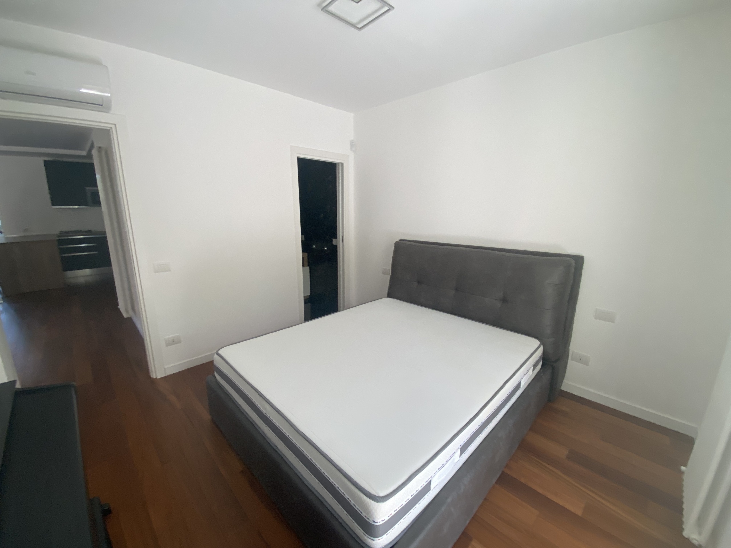 Villa con giardino in viale dei pini b/2b, Noic�ttaro