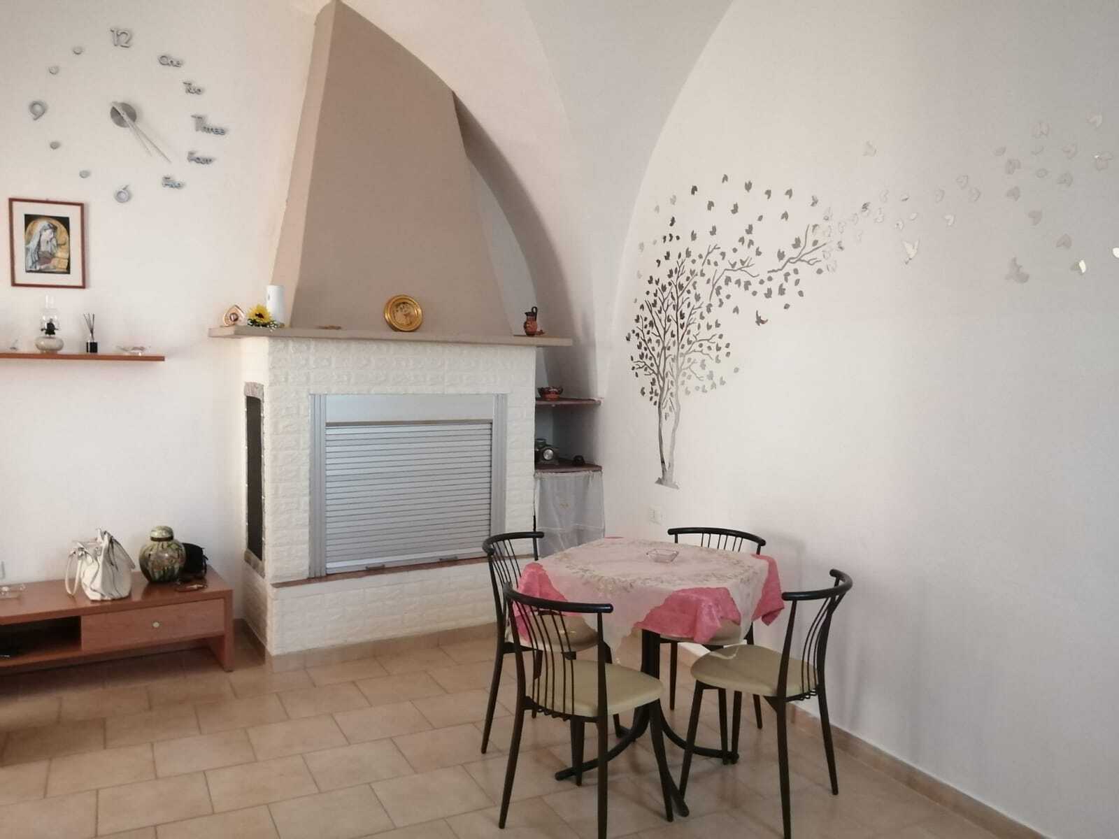 Casa indipendente in vendita in via francesco petrarca 3-5, Sammichele di Bari