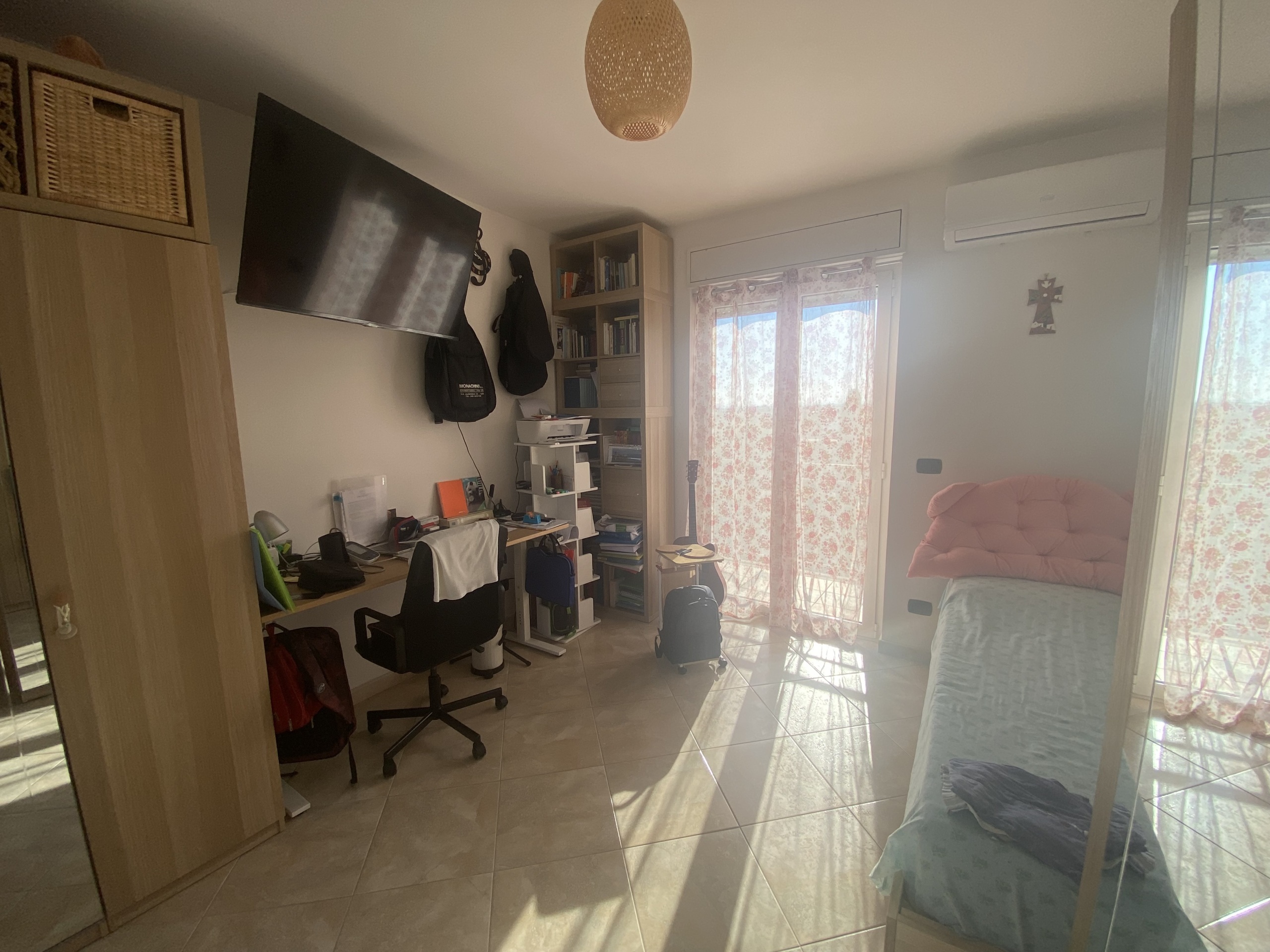 Bilocale con terrazzo in via nazario sauro 1, Casamassima