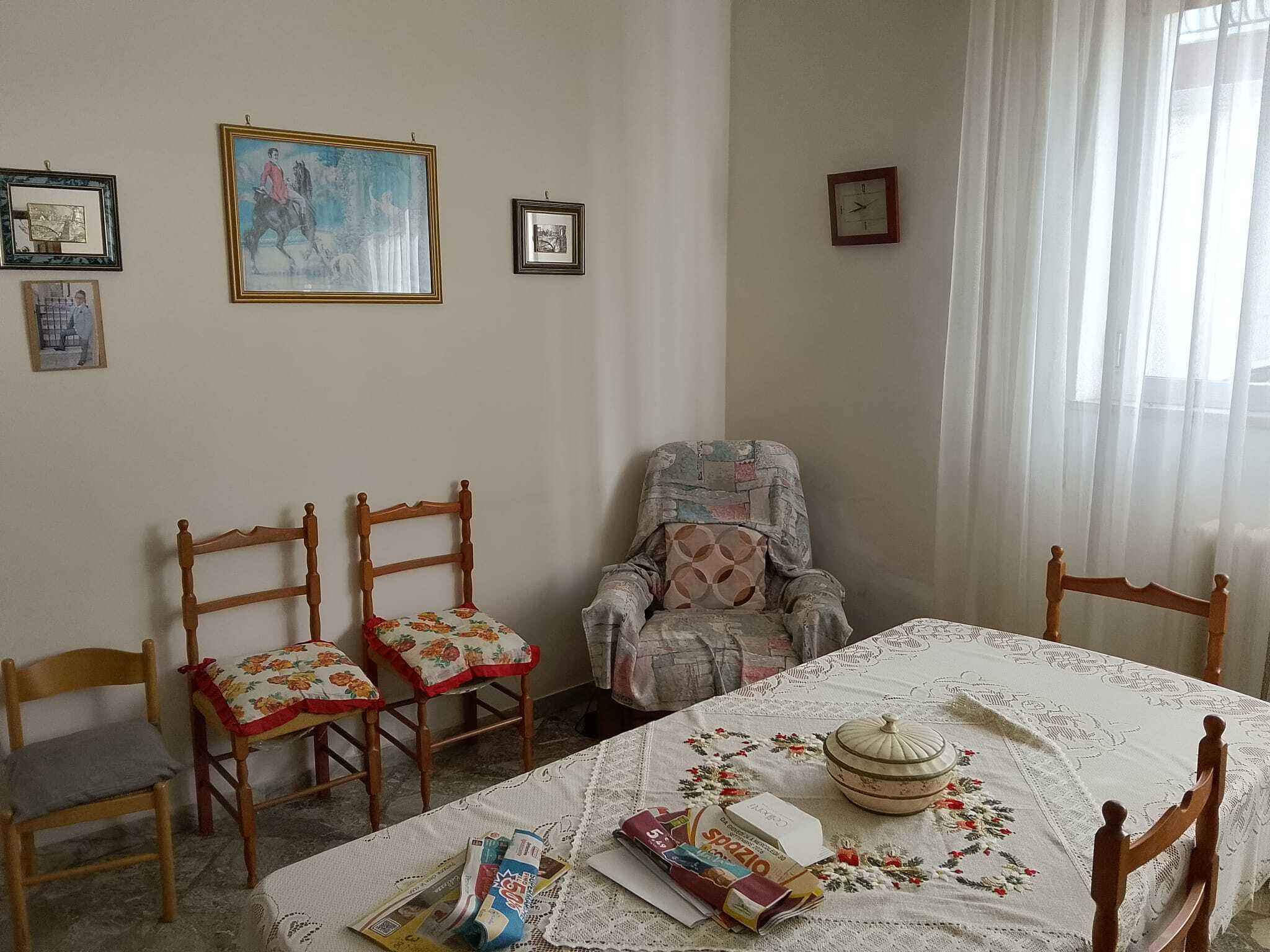 Casa indipendente da ristrutturare in via giuseppe ungaretti 17, Sammichele di Bari