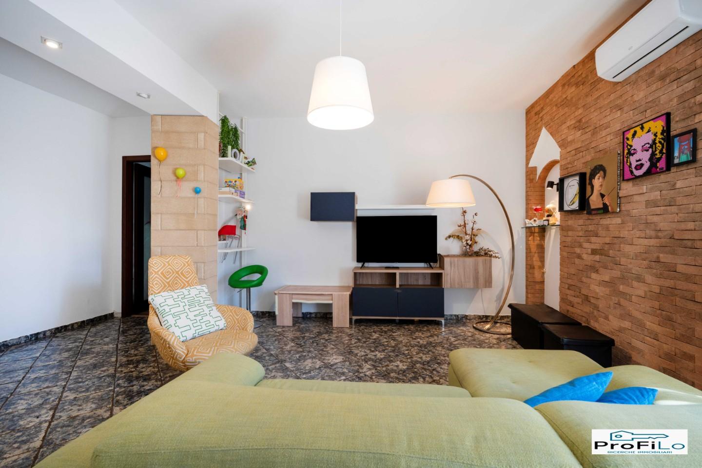 Trilocale ristrutturato a Santeramo in Colle