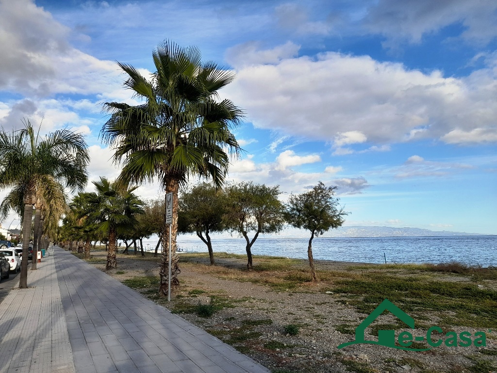 Bilocale in vendita a Roccalumera