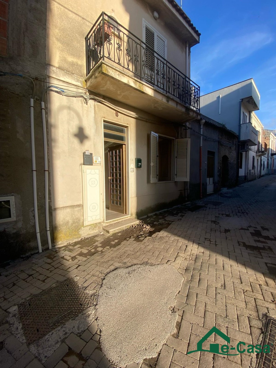 Casa indipendente in vendita a Spadafora