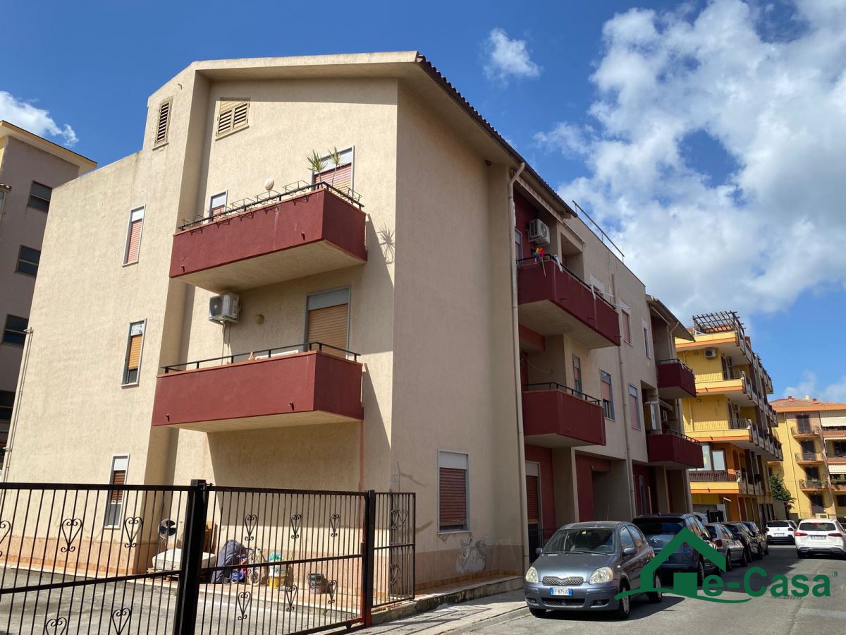 Quadrilocale in vendita a Rometta