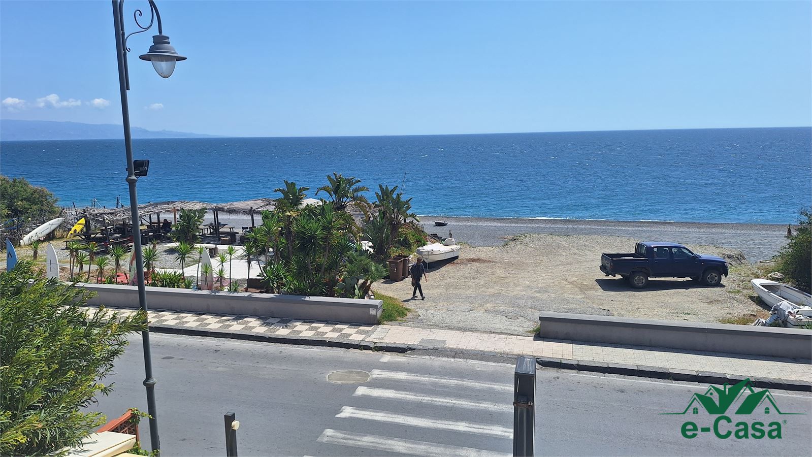 Locale commerciale in vendita a Nizza di Sicilia