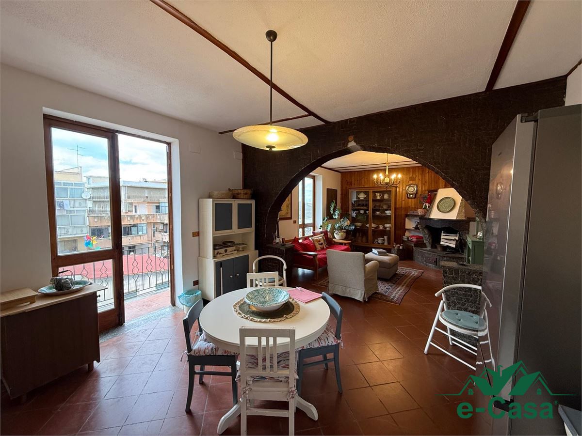 Quadrilocale in affitto a Villafranca Tirrena