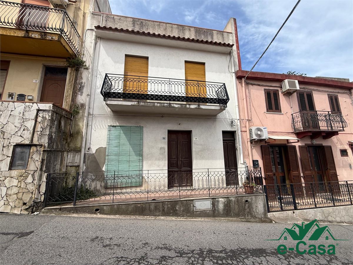 Casa indipendente in vendita a Villafranca Tirrena