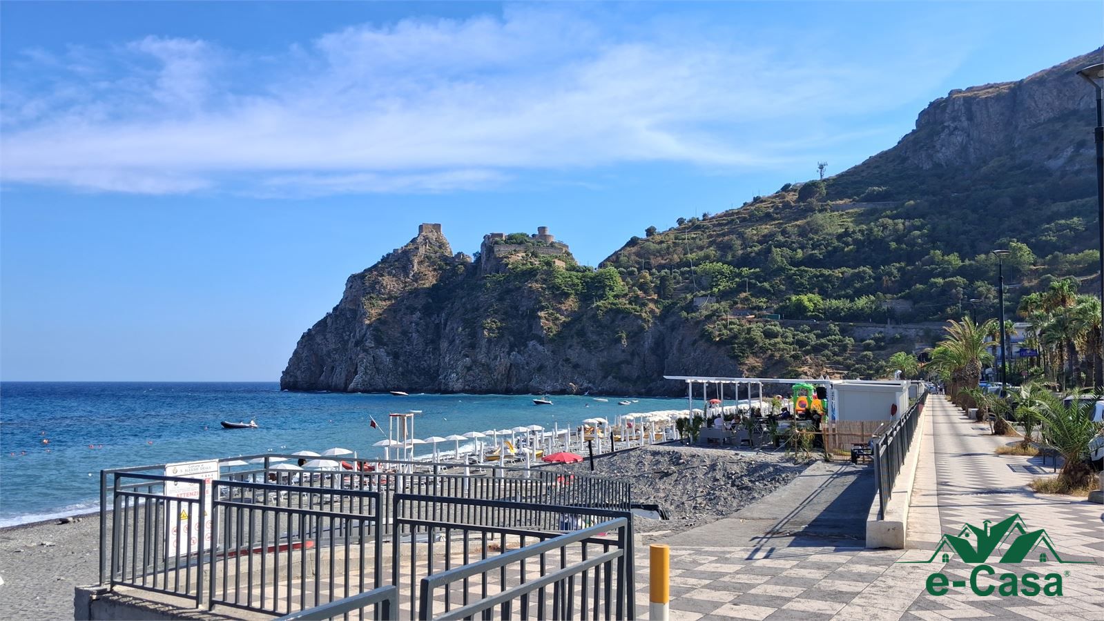 Monolocale in vendita a Sant'Alessio Siculo