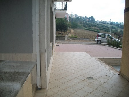 Trilocale con giardino in via dei marsi, Castel Frentano