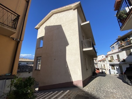 Casa indipendente ristrutturata in vico 1 publio nasone, Castel Frentano