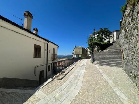 Casa indipendente in vendita in via a.solario, Civitaluparella