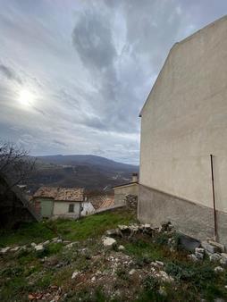 Casa indipendente in vendita a Civitaluparella