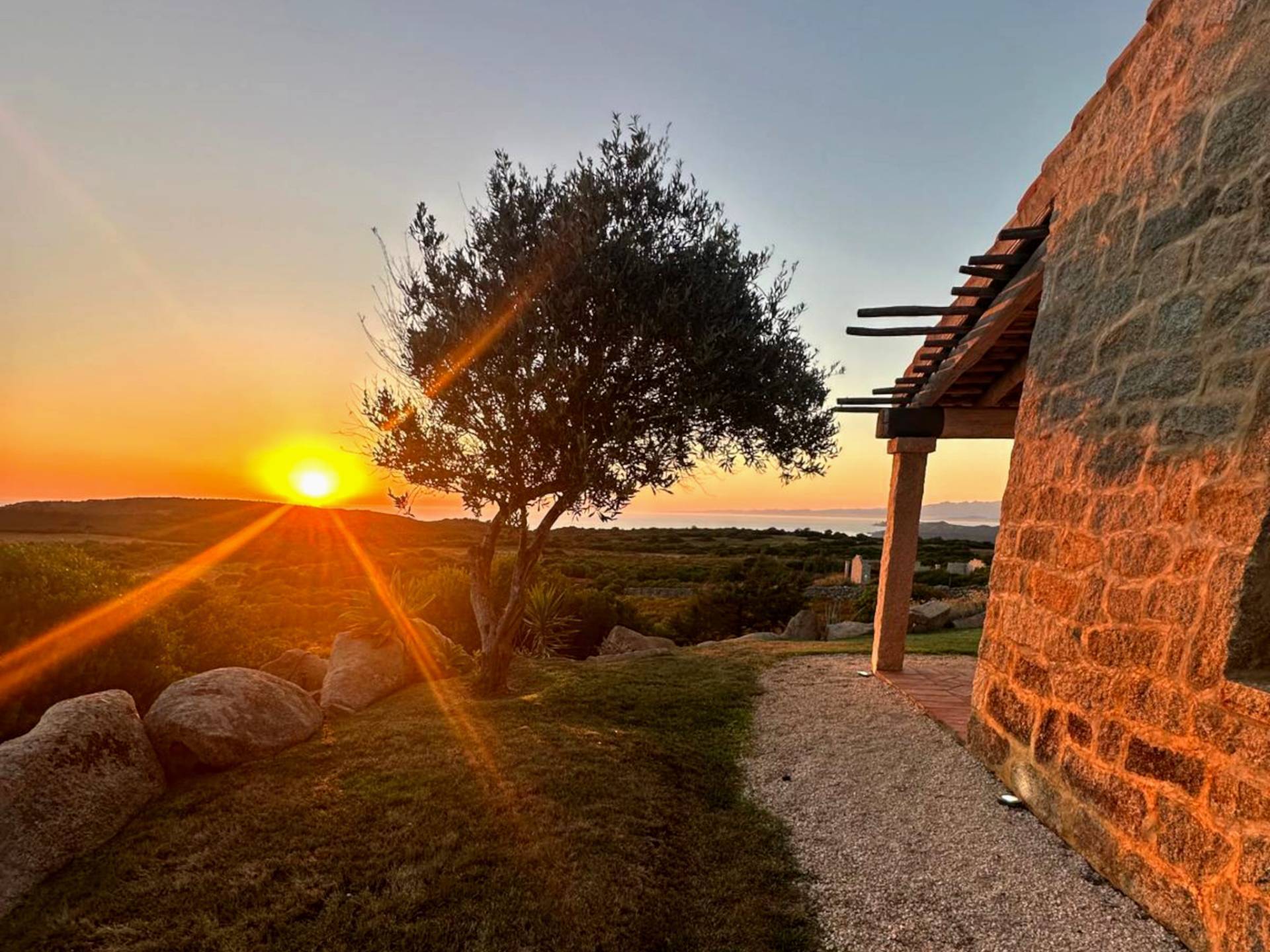 Casa indipendente con terrazzo, Aglientu rena majori