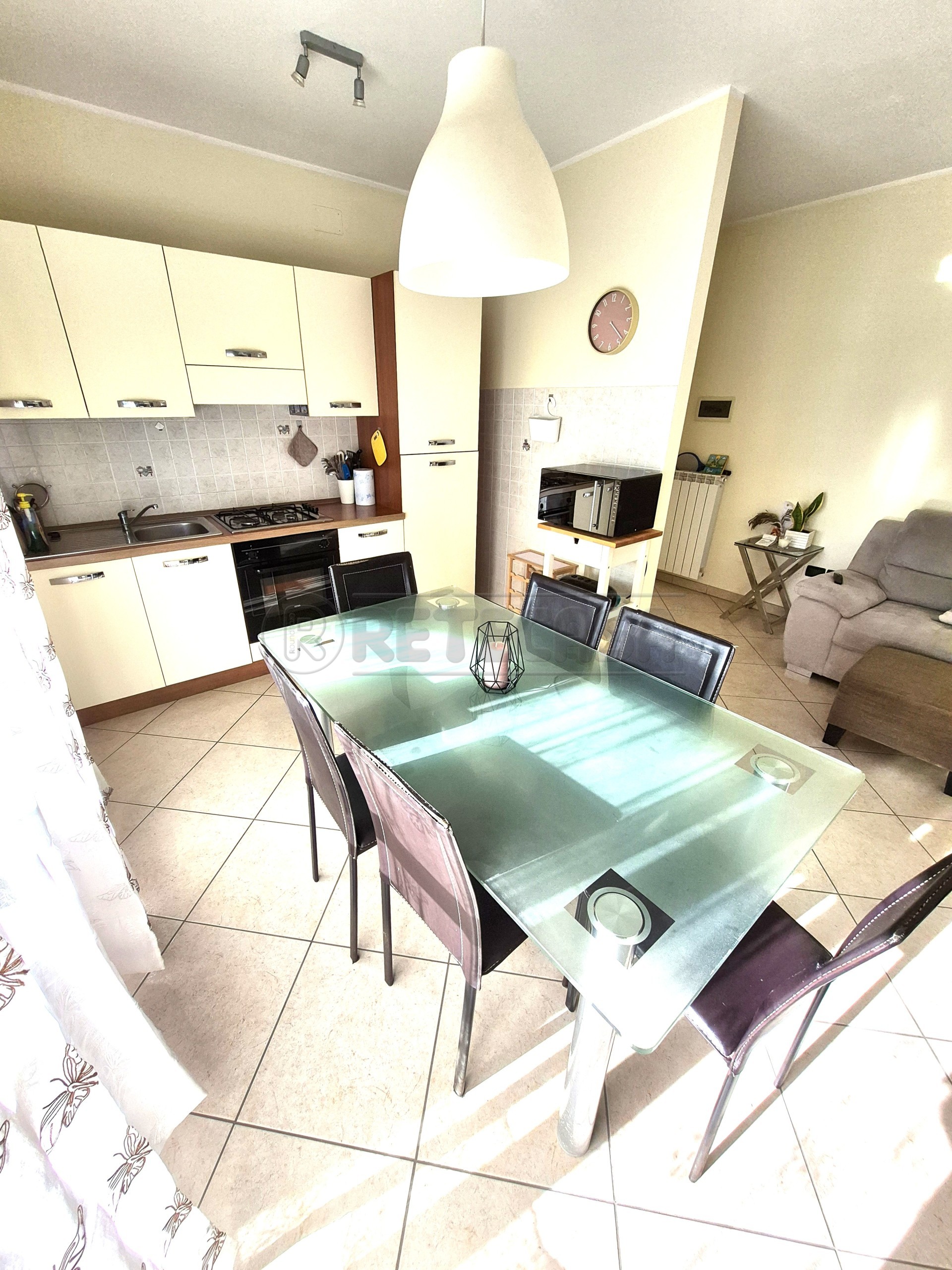 Trilocale con giardino in via spadolini, Pescara