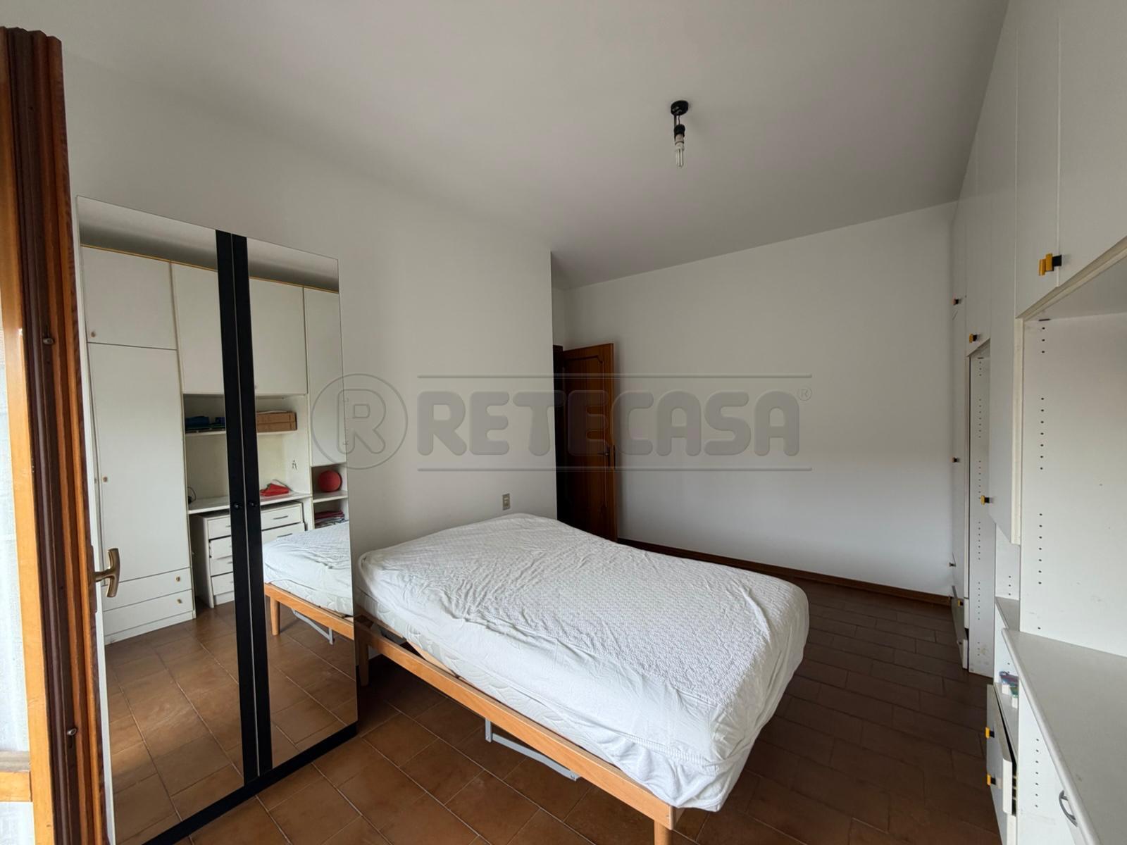 Quadrilocale con terrazzo, Spoltore villa raspa