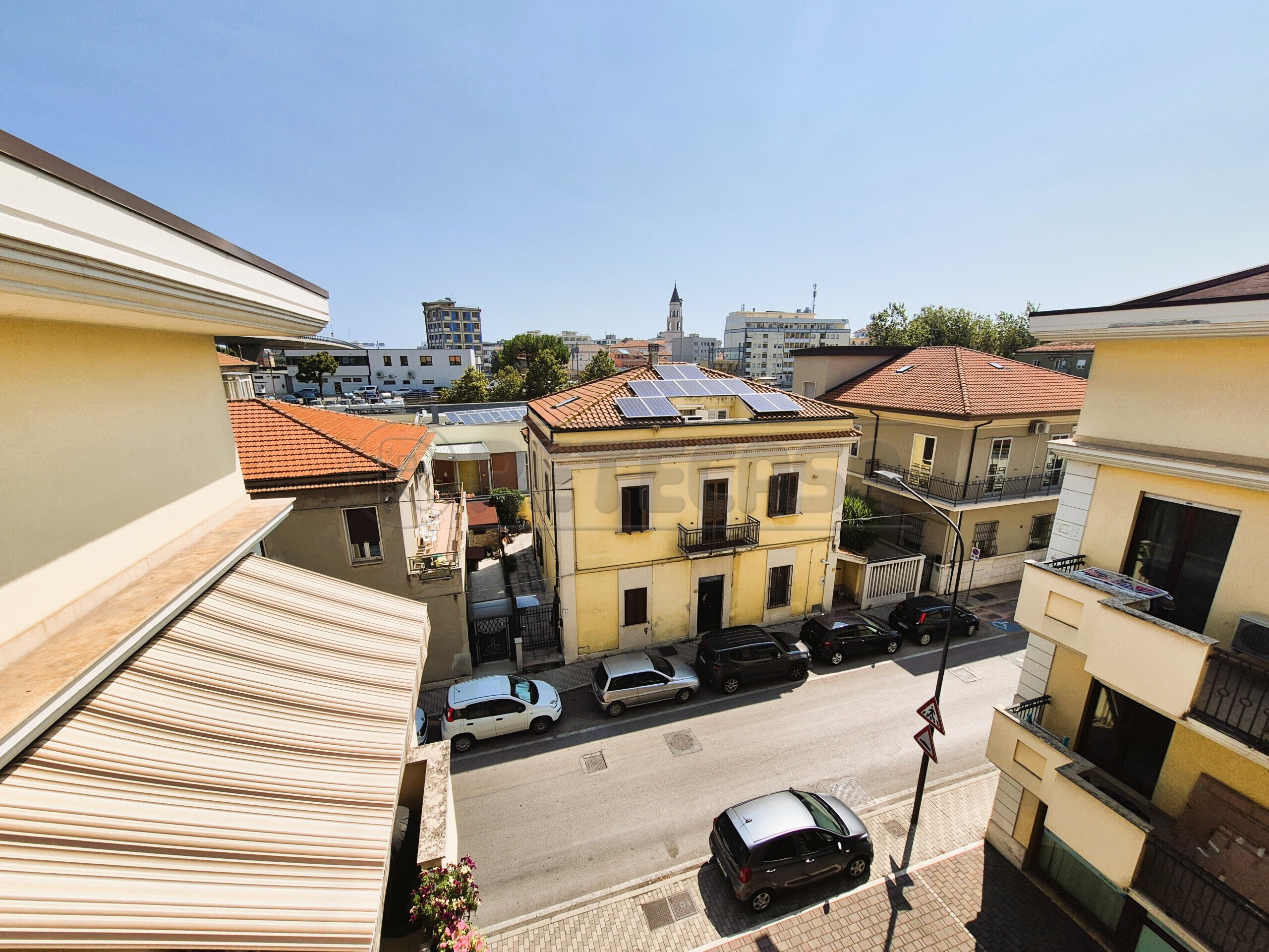 Quadrilocale con terrazzo in via saline 8, Pescara