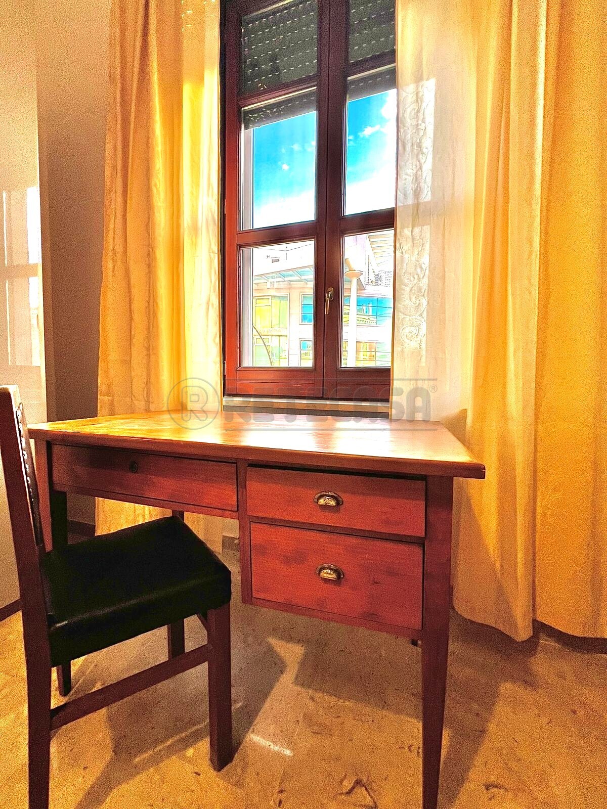 Quadrilocale con terrazzo in via orazio 113, Pescara